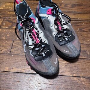 Nike React Element 87